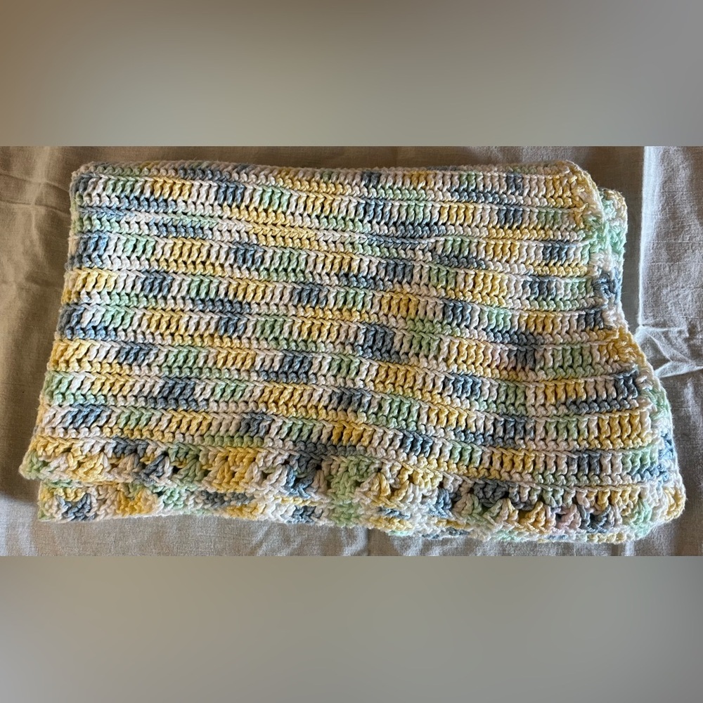 Crochet Crib blanket pastel cottagecore‎